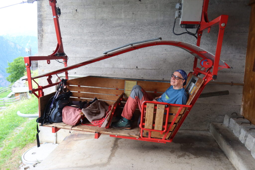 01.07.2025: Selderbach, die originelle Seilbahn von Garaventa für vier Personen oder 320 kg von Silenen auf den Kilcherberg UR
